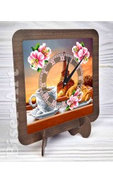 Годинник в обрамленні (1818003)