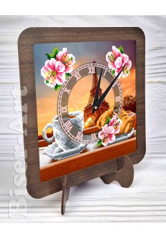 Годинник в обрамленні (1818003)